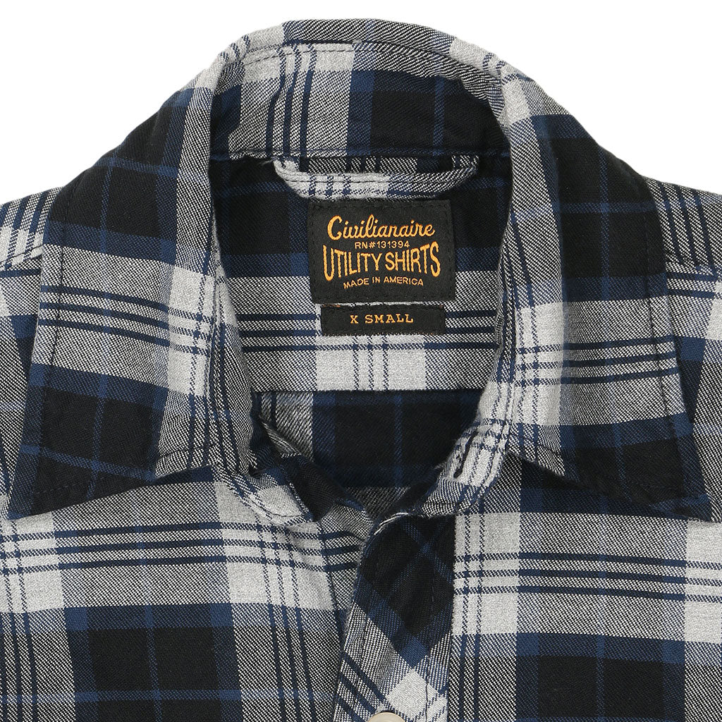 Long Sleeve Women's Boyfriend 2 Notch Flap Pocket Shirt / JAPANESE COTTON Flannel - Blue/White